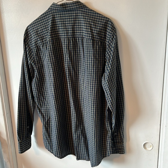 Perry Ellis button down shirt long sleeve like new - Picture 9 of 9